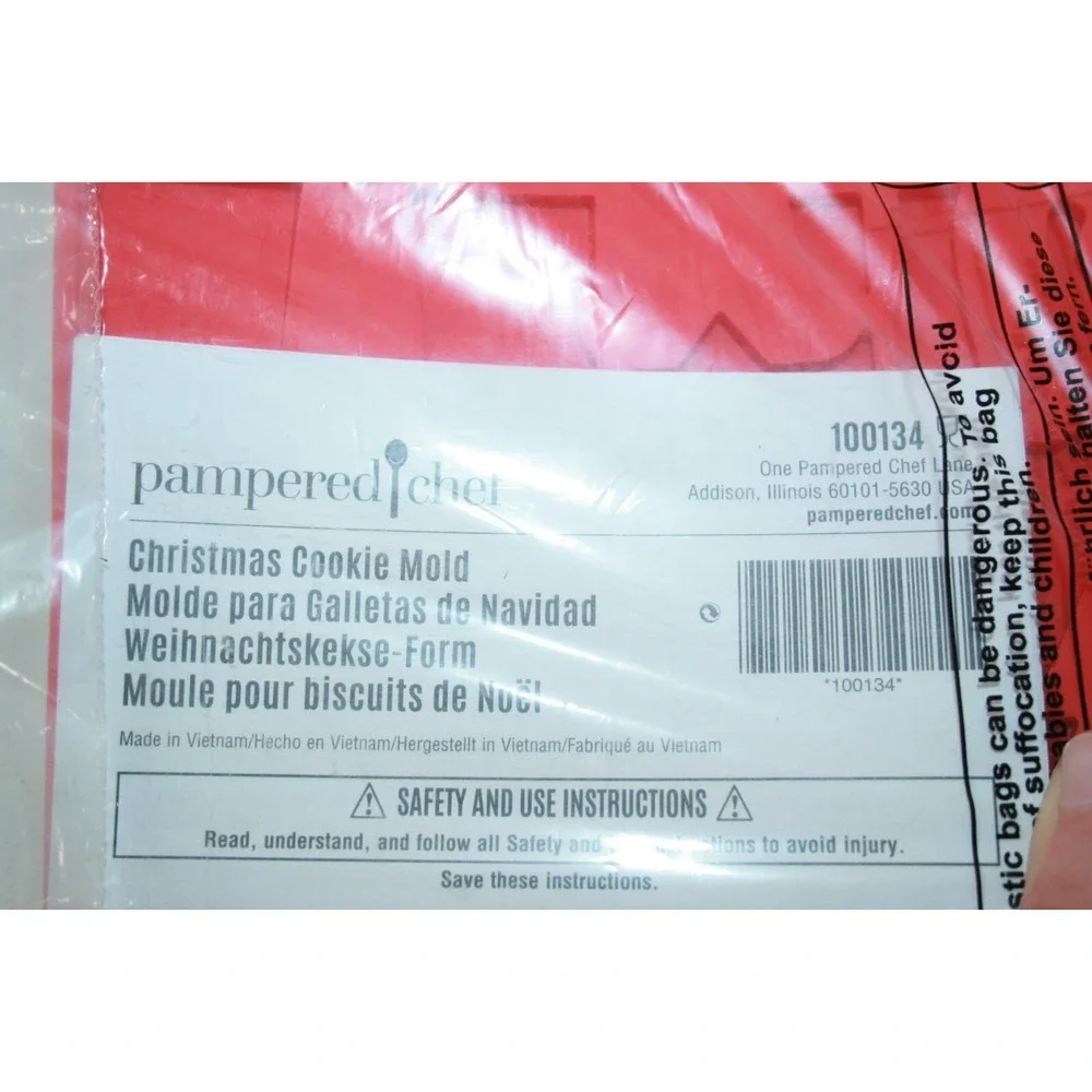 Pampered‎ Chef Christmas Silicone Cookie Chocolate Mold Red #100134 NEW SEALED